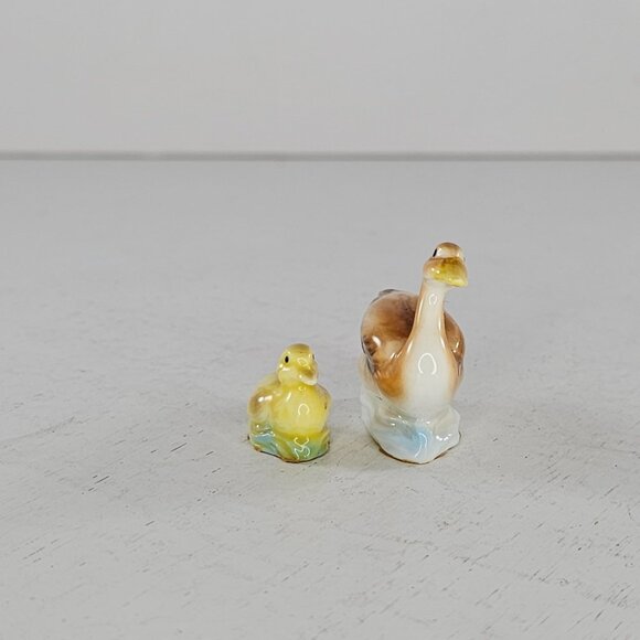 Vintage Bone China Japan Duck Family Mallard Duckling Miniature Figurine Set - Picture 9 of 10